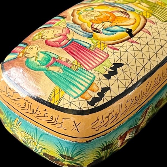🇮🇳 INDIA VINTAGE HANDMADE HAND PAINTED LACQUERED BOX - Picture 12 of 13